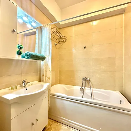 Acqua Blue Summerland Apartment Mamaia